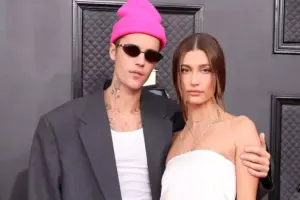 Heyli əri Castinin biədəb fotosunu yaydı