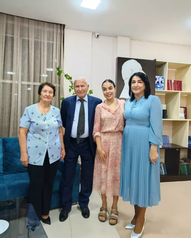 Leyla Əliyeva Qocalar evində...