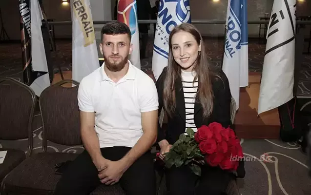 İki voleybolçumuz evlənir