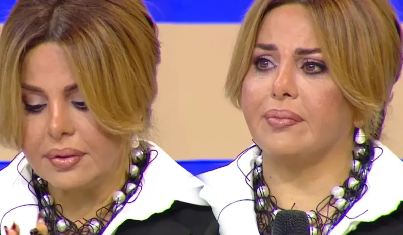 Mərhum anasından danışıb ağladı - Video