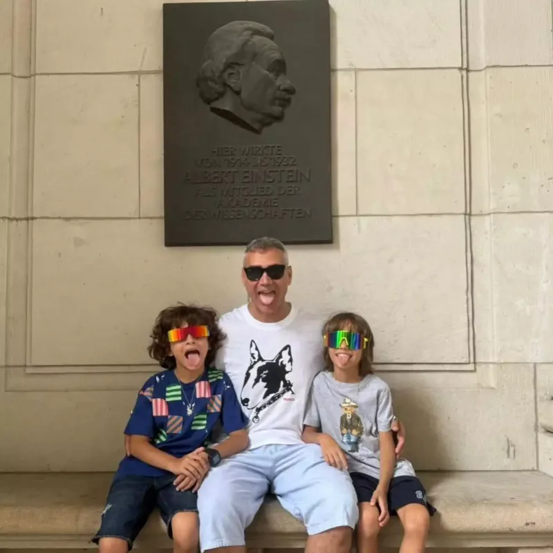 Xoşqədəmlə ailəsinin Almaniya istirahəti