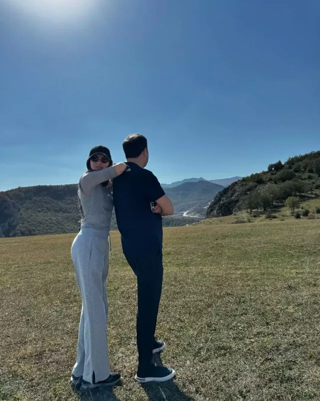 Safuranın ailəsi ilə Şuşa gəzintisi