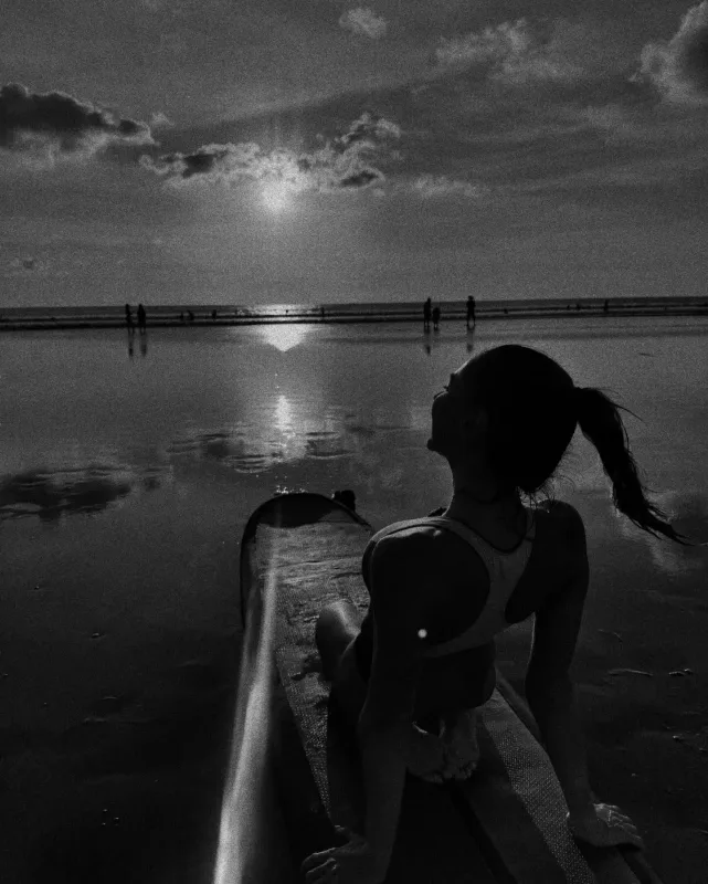 Şeyma model sevgilisi ilə əl-ələ