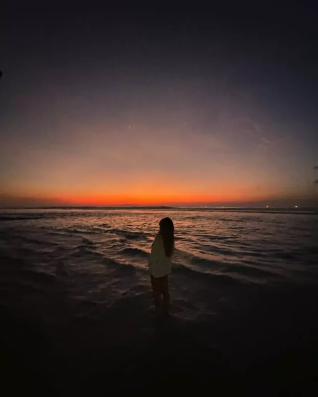 Şeyma model sevgilisi ilə əl-ələ