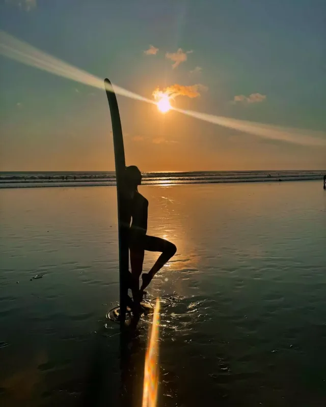 Şeyma model sevgilisi ilə əl-ələ