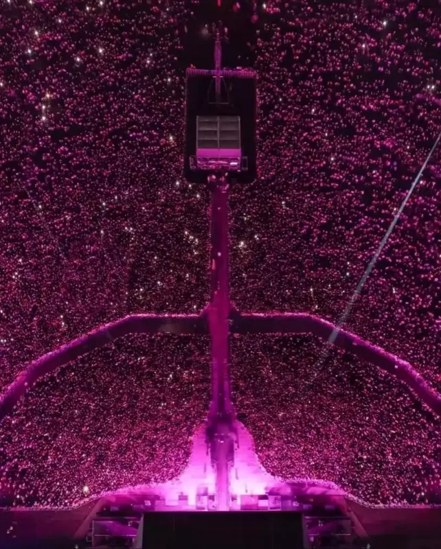 Niki Minaj bir ilkə imza atdı