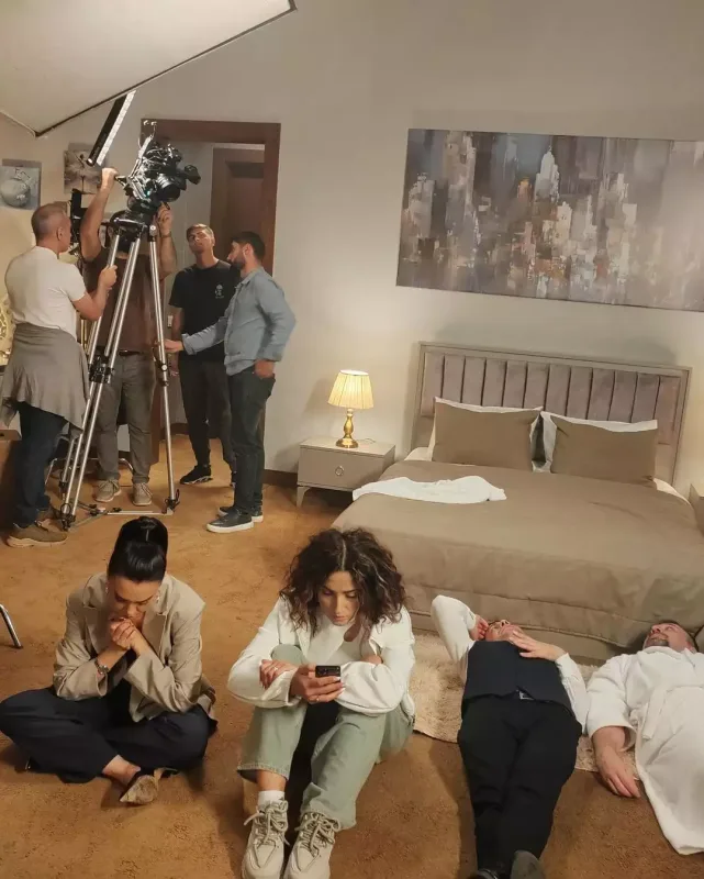 “Onda yaradıcı heyətin səhifəsini axtaracaqsınız”