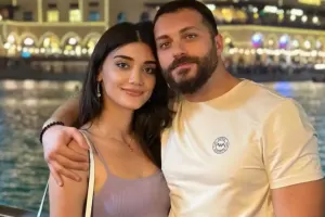 Toydan sonra bal ayına getdilər