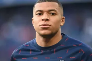 Məşhur futbolçu təcavüzdə ittiham olunur