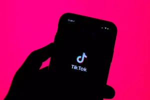 Tiktoker 700 manat cərimələndi