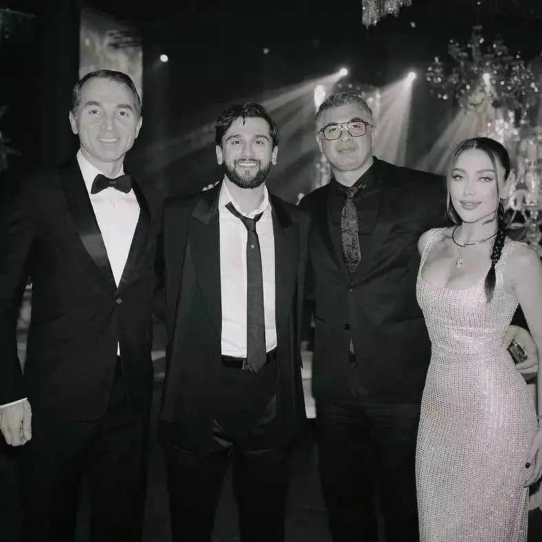 Coni ilə Adnan Əhmədzadə toyda