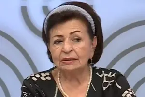 “Döşəməni sildikdən sonra fəqərə sütunum çatladı”