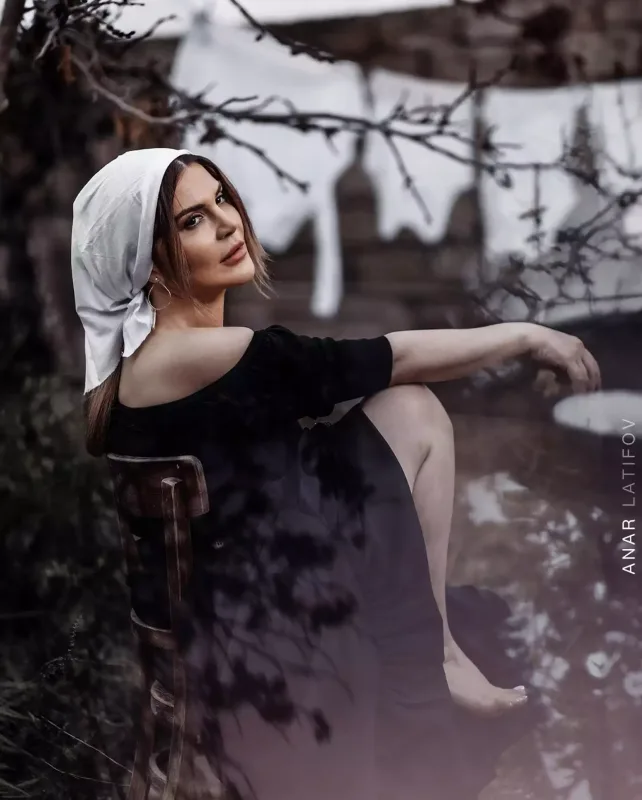 Xatun evdar qadın obrazında