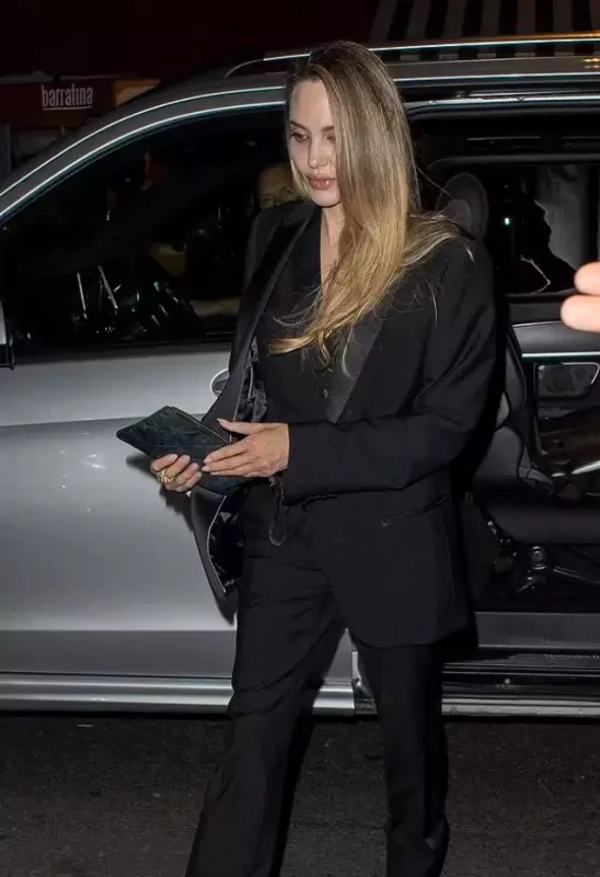 Ancelina film təqdimatına repçi “sevgilisi” ilə qatıldı