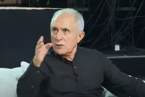 “Oxuyanda qışqırmaqdan qrija olmuşam”