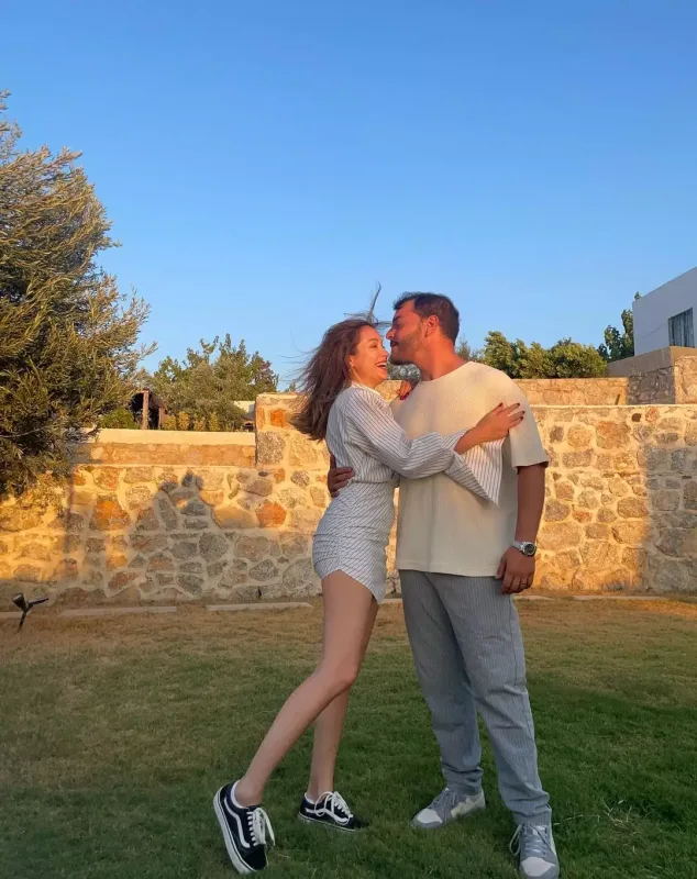 “Kuruluş Osman”ın aktrisası hamilədir