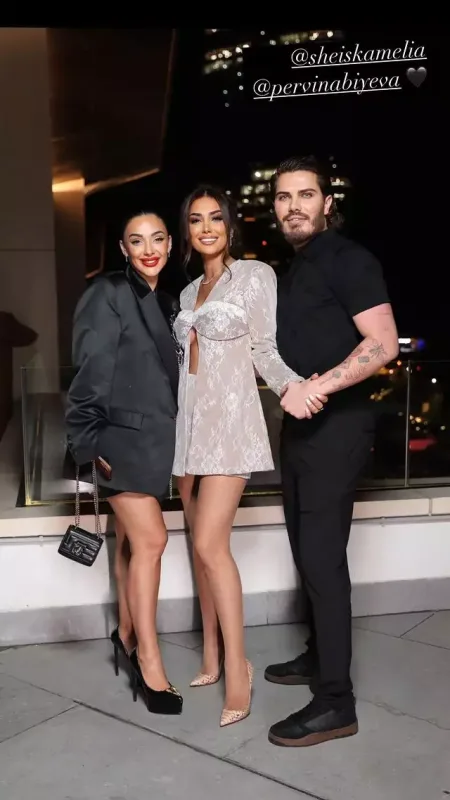 Pərvin ad gününü qeyd etdi