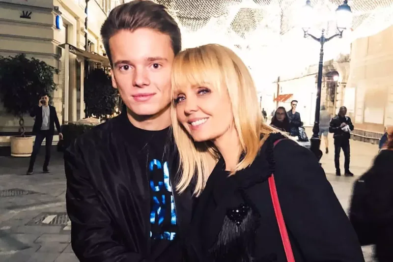 Valeriyanın oğluna yarım milyon dollarlıq zərbə!