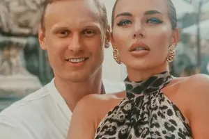 Rusiyalı ulduz 3-cü ərindən boşanır