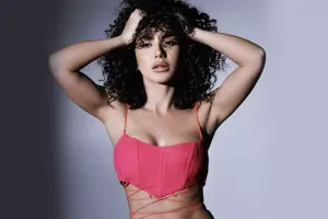 “Əhvalım geyim tərzimə görə dəyişir”