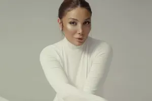 Sevgilisi Günayın bacısının toyunda - VİDEO