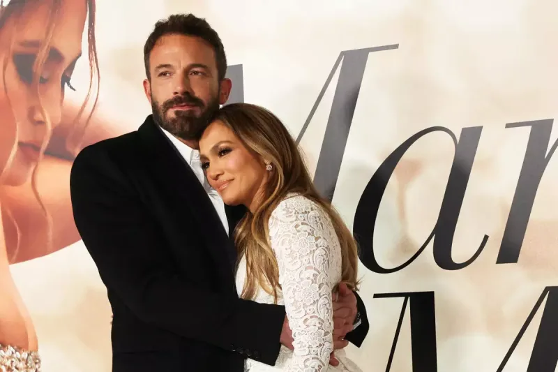 Cennifer buna görə boşana bilmir