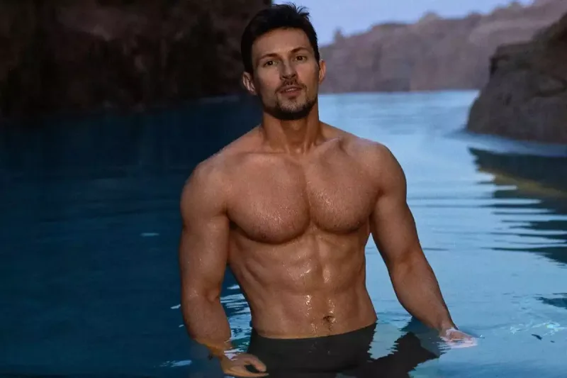 Durov 20 ildir ki, bunları etmir