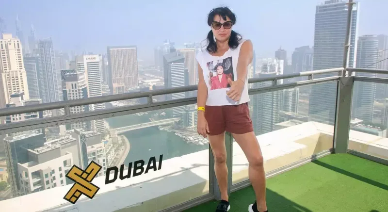 Anna Netrebko Dubayda göydə uçdu