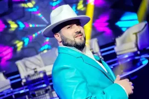 “Sevinirəm ki, ismətli ailəm var” - Elnur