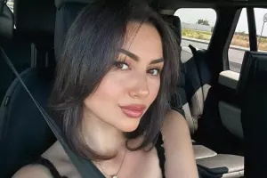 Safura arxiv şəkillərini paylaşdı