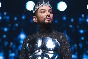 “Radikal dindarları sevmirəm”