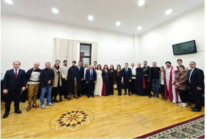 Leyla Əliyeva “AzDrama”da “İblis və...” tamaşasını izlədi