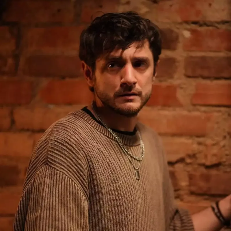 Nəsrinin serialında 4 ayrılıq