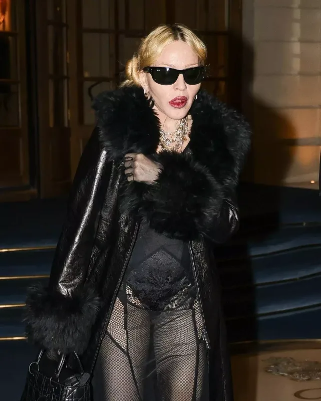 Madonna Parisdə - Fotolar