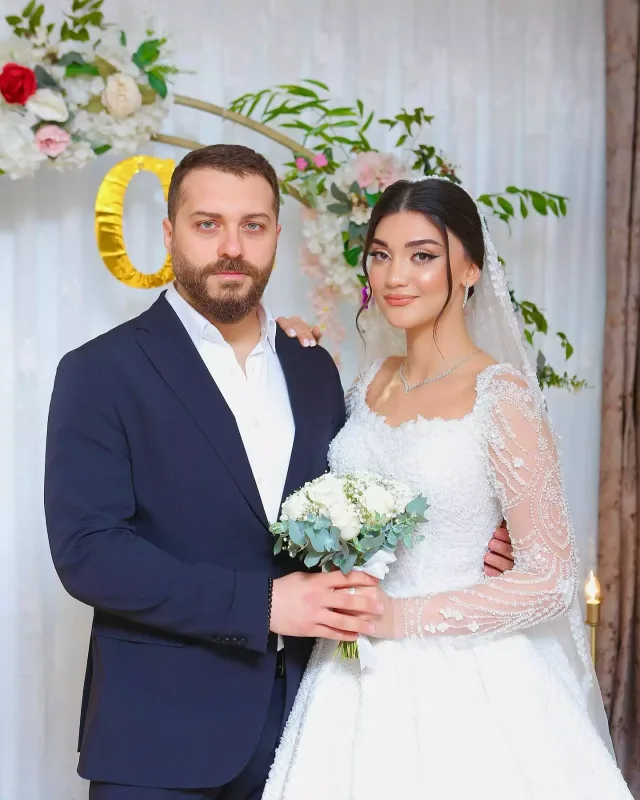 Toydan yeni şəkillər paylaşdılar