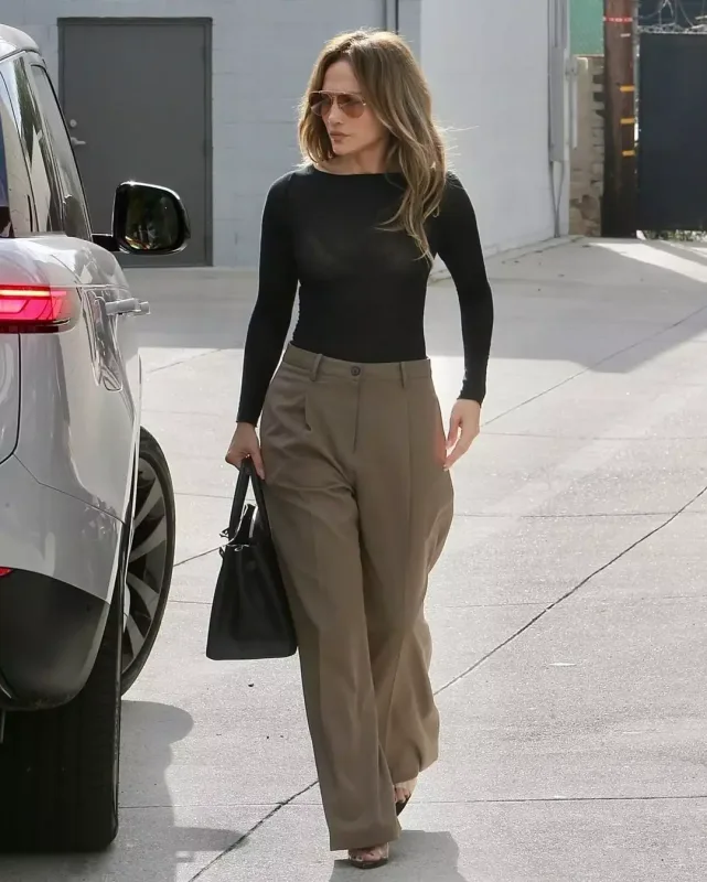 CeyLo studiyadan çıxarkən görüntüləndi