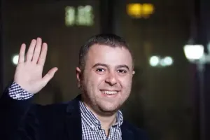 Azərə böyrək köçürüləcək