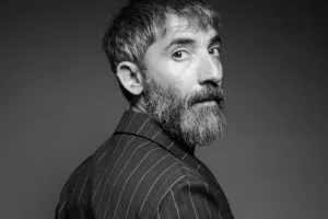 “Xalalar üzümə tüpürürlər”