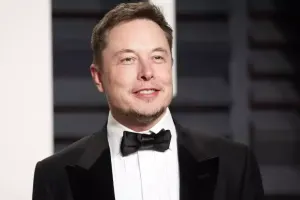 Keçmiş xanımları birgə yaşayacaq