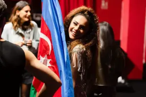 Efendi Avropa turuna çıxıb