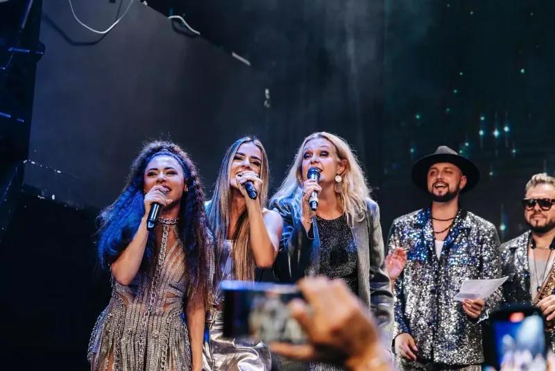 Efendi Avropa turuna çıxıb