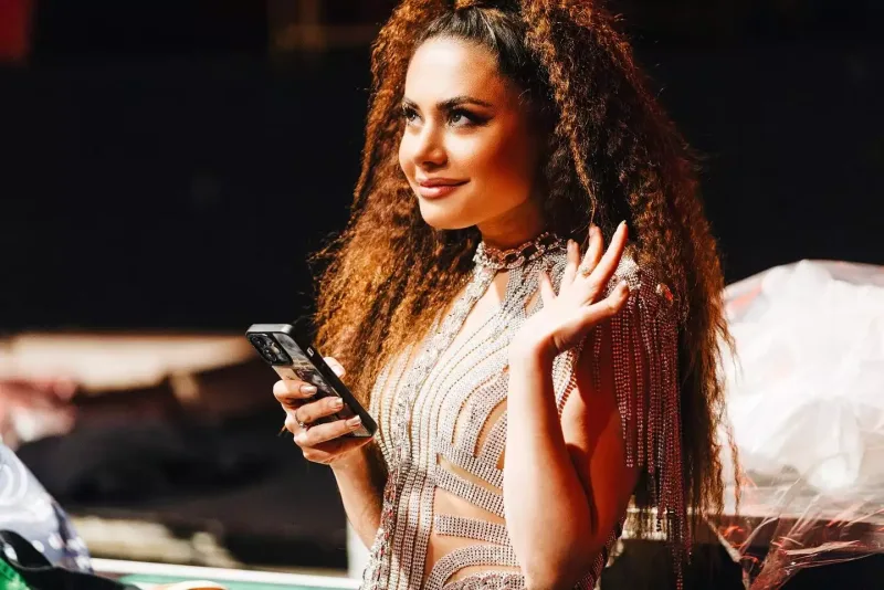 Efendi Avropa turuna çıxıb