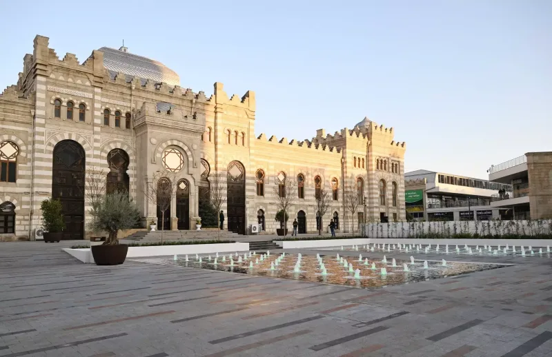 Prezident “28 May”da yaradılan şəraitlə tanış oldu