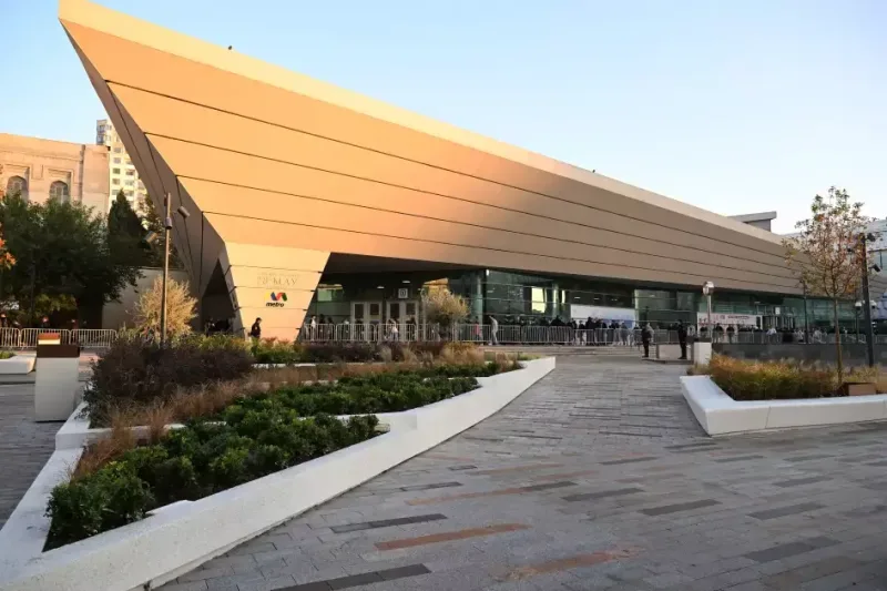 Prezident “28 May”da yaradılan şəraitlə tanış oldu