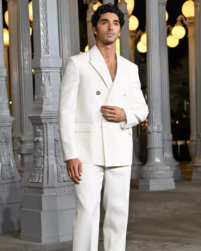 Məşhurlar bunun üçün bir araya gəldilər