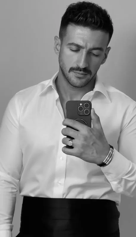 “Hər insan öz həyatının rəssamıdır”