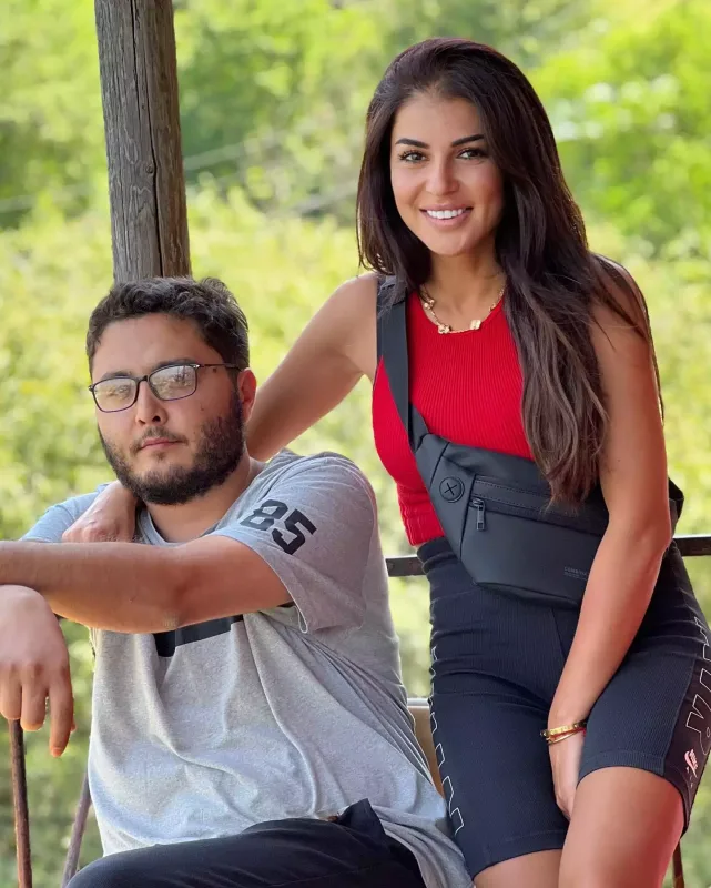 “Vətəndaş A”nın komandası küsülü imiş...