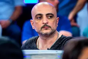 “KVN Azərbaycan dramaturgiyasını çökdürdü”