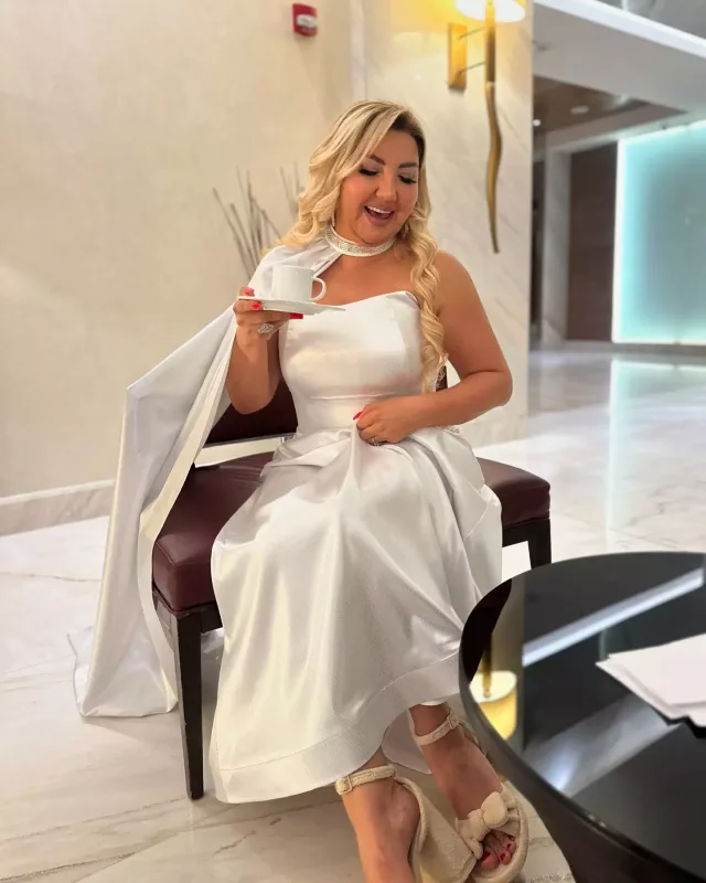 “Toylarda geyinənlər yox, soyunanlar çox pul qazanır”