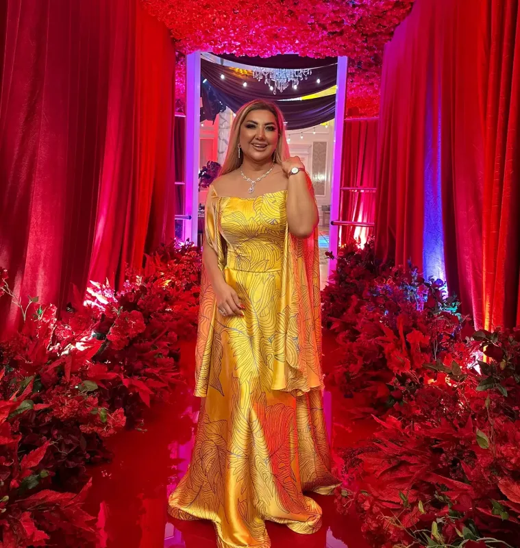 “Toylarda geyinənlər yox, soyunanlar çox pul qazanır”